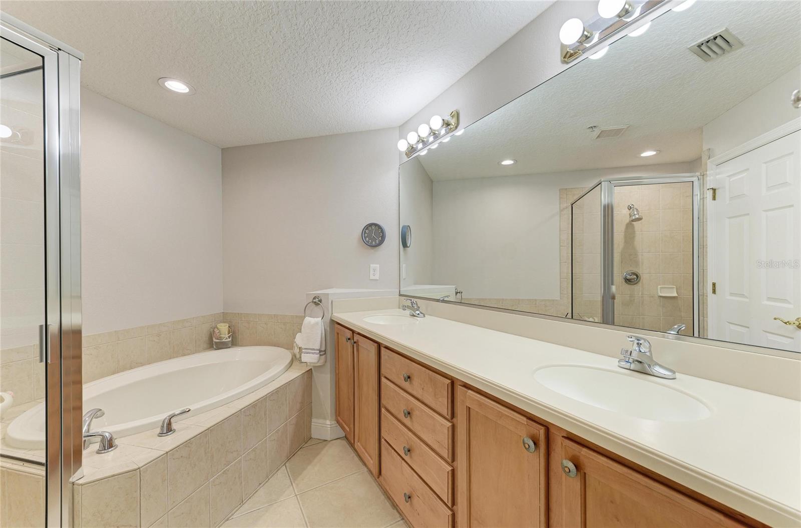 MIRAMAR LAGOONS AT LAKEWOOD RANCH - Residential