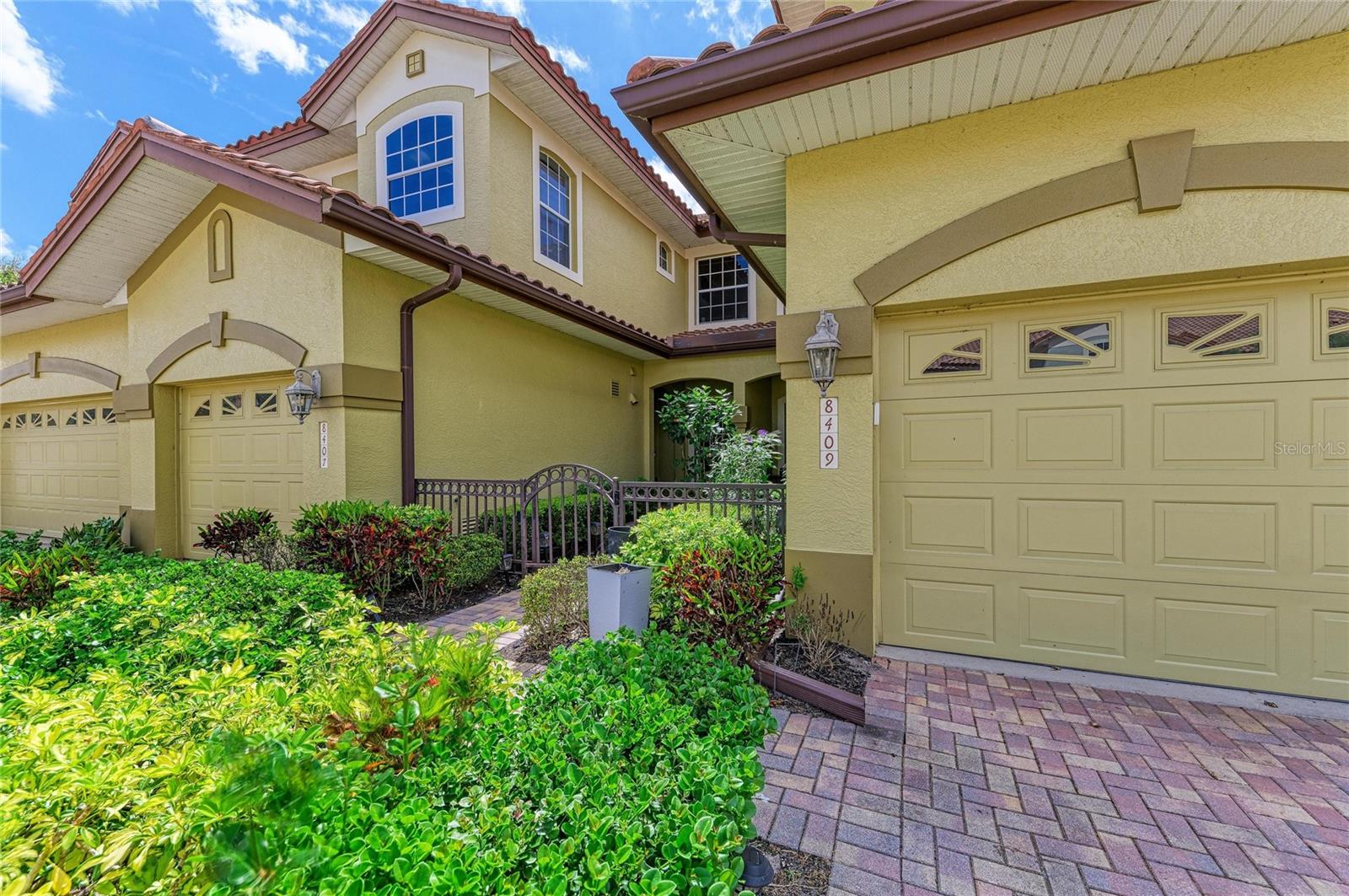 MIRAMAR LAGOONS AT LAKEWOOD RANCH - Residential