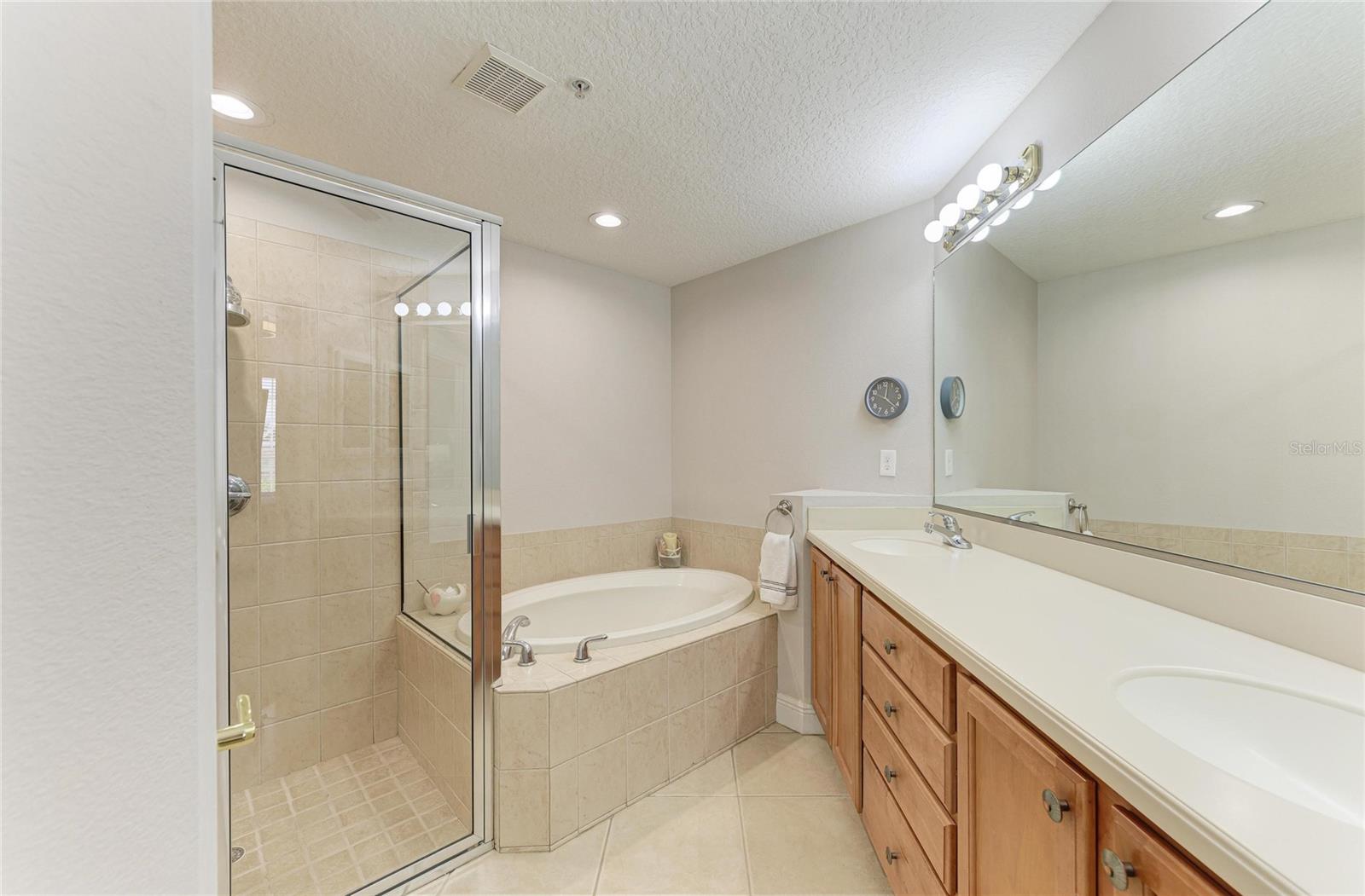 MIRAMAR LAGOONS AT LAKEWOOD RANCH - Residential