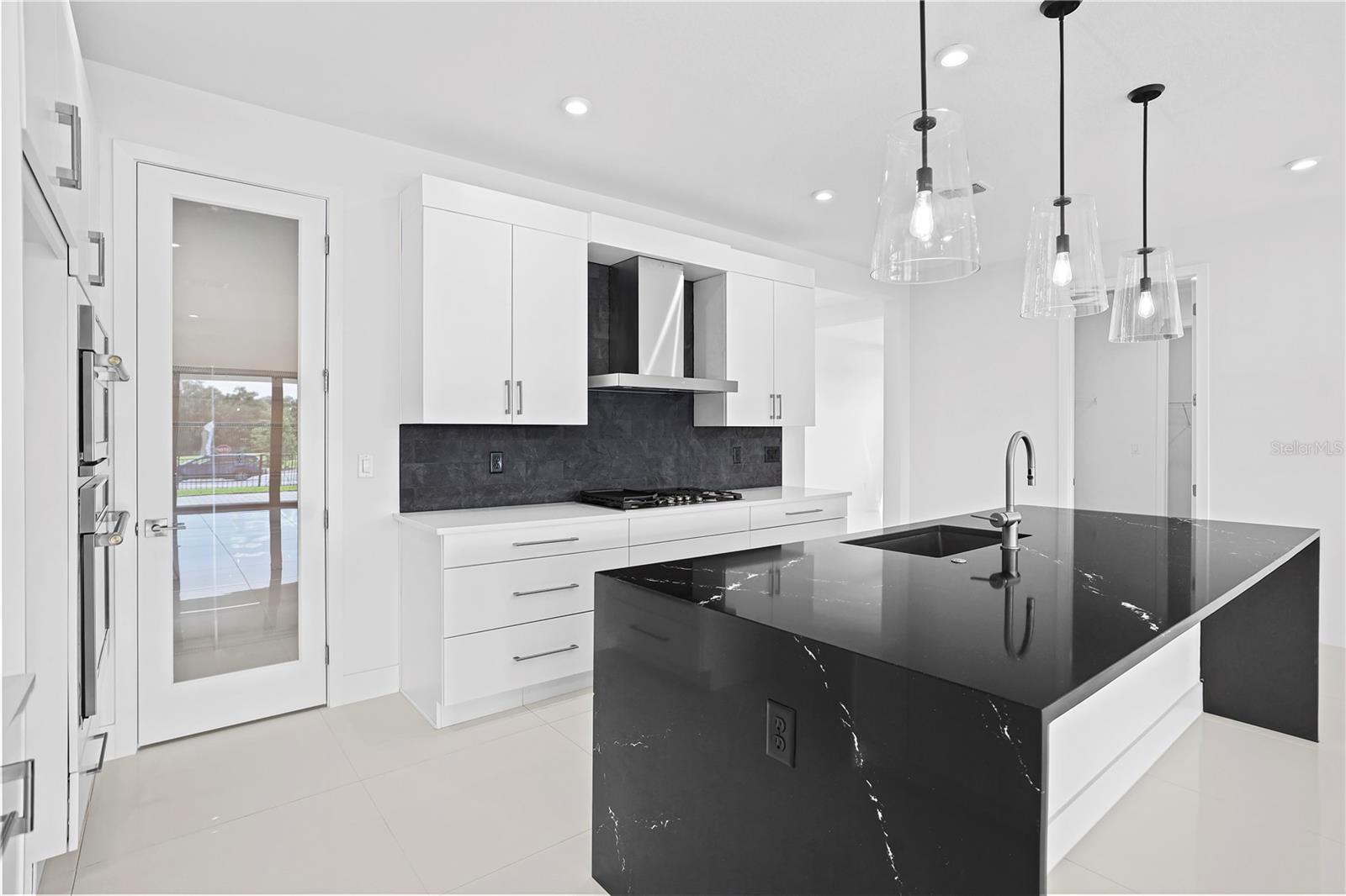 KH CW HAMMOCK OAKS LLC - Residential