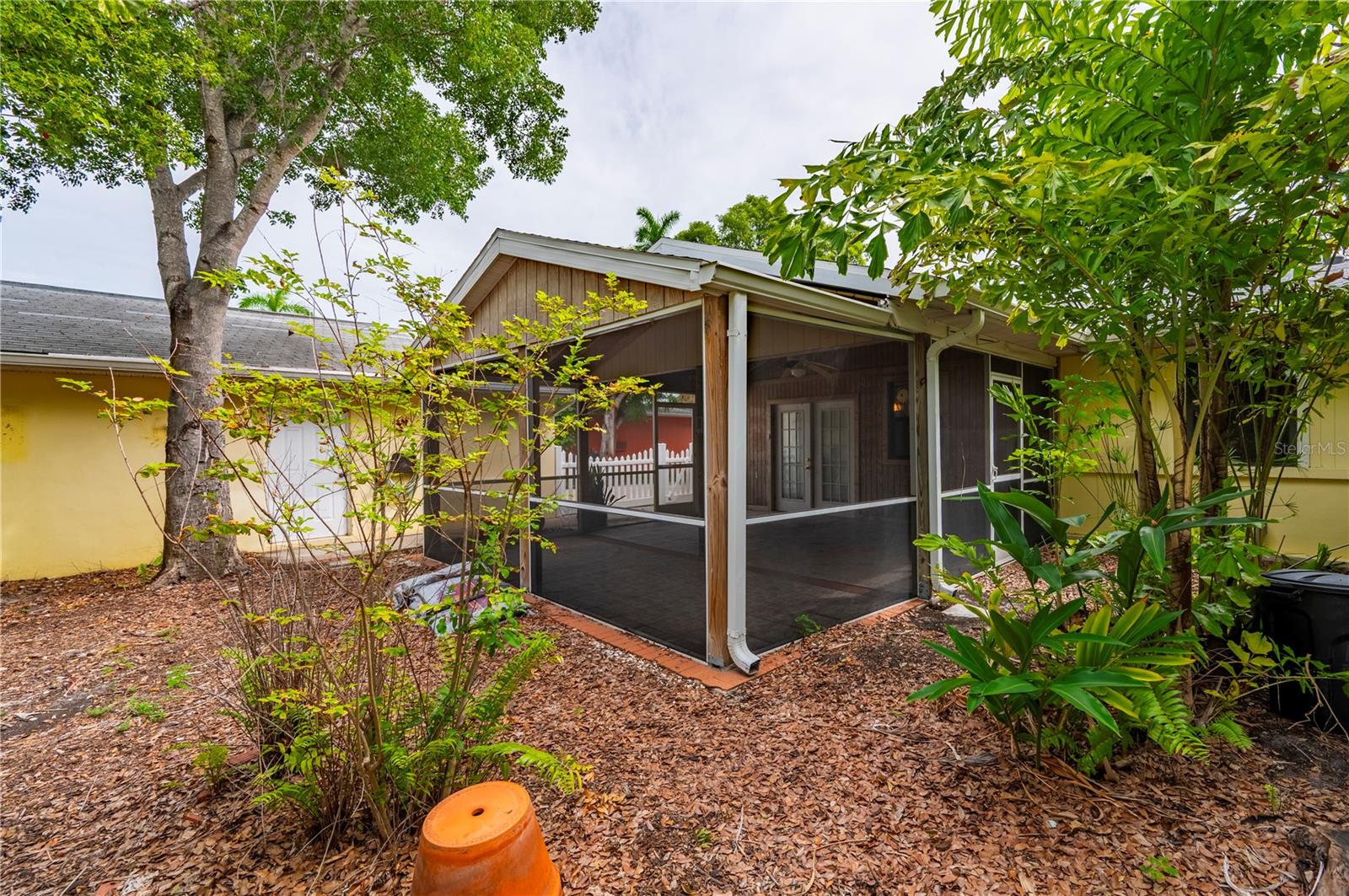 HATCHS SUB - Residential