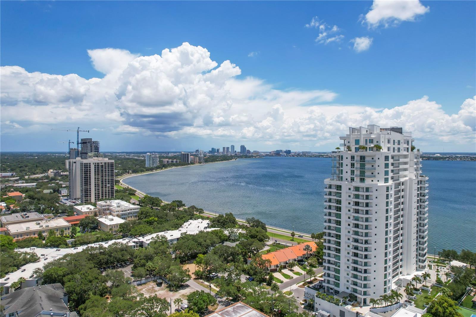 VIRAGE BAYSHORE CONDO - Residential