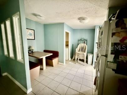 HILLTOP MANOR - Residential Lease