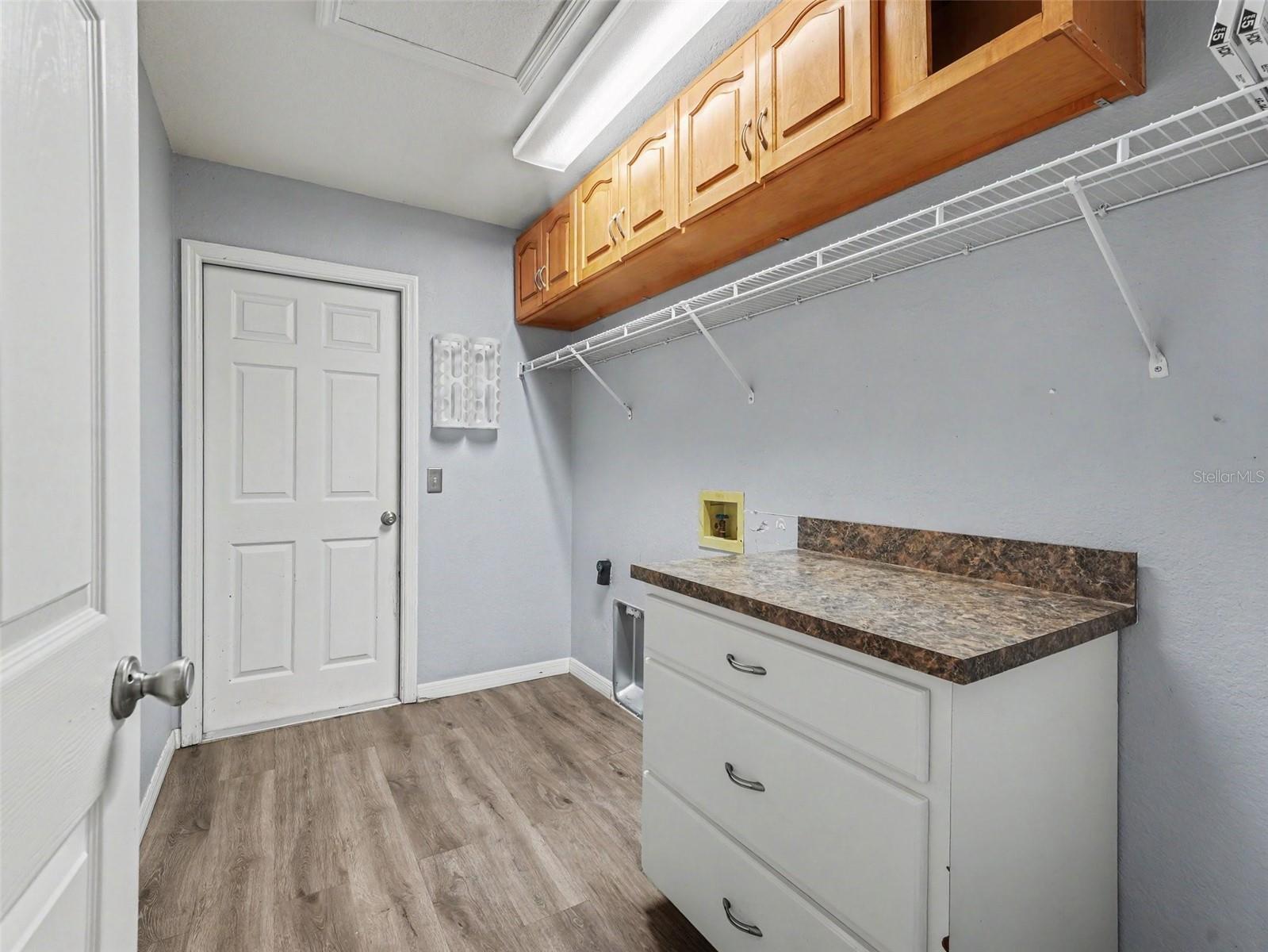 ENGLELAKE SUB - Residential