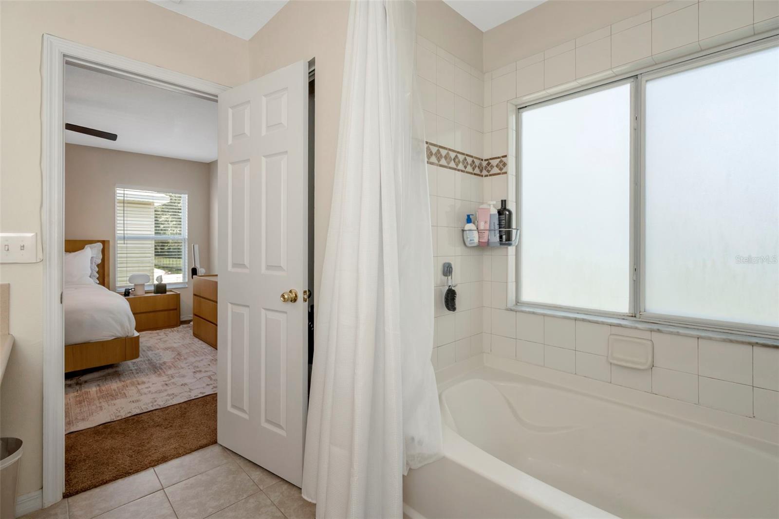 WEDGEWOOD TWNHMS - Residential Lease