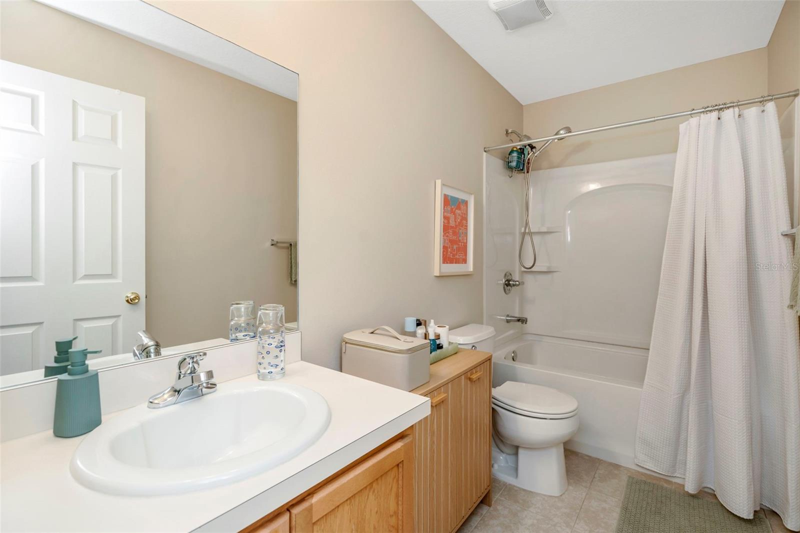 WEDGEWOOD TWNHMS - Residential Lease
