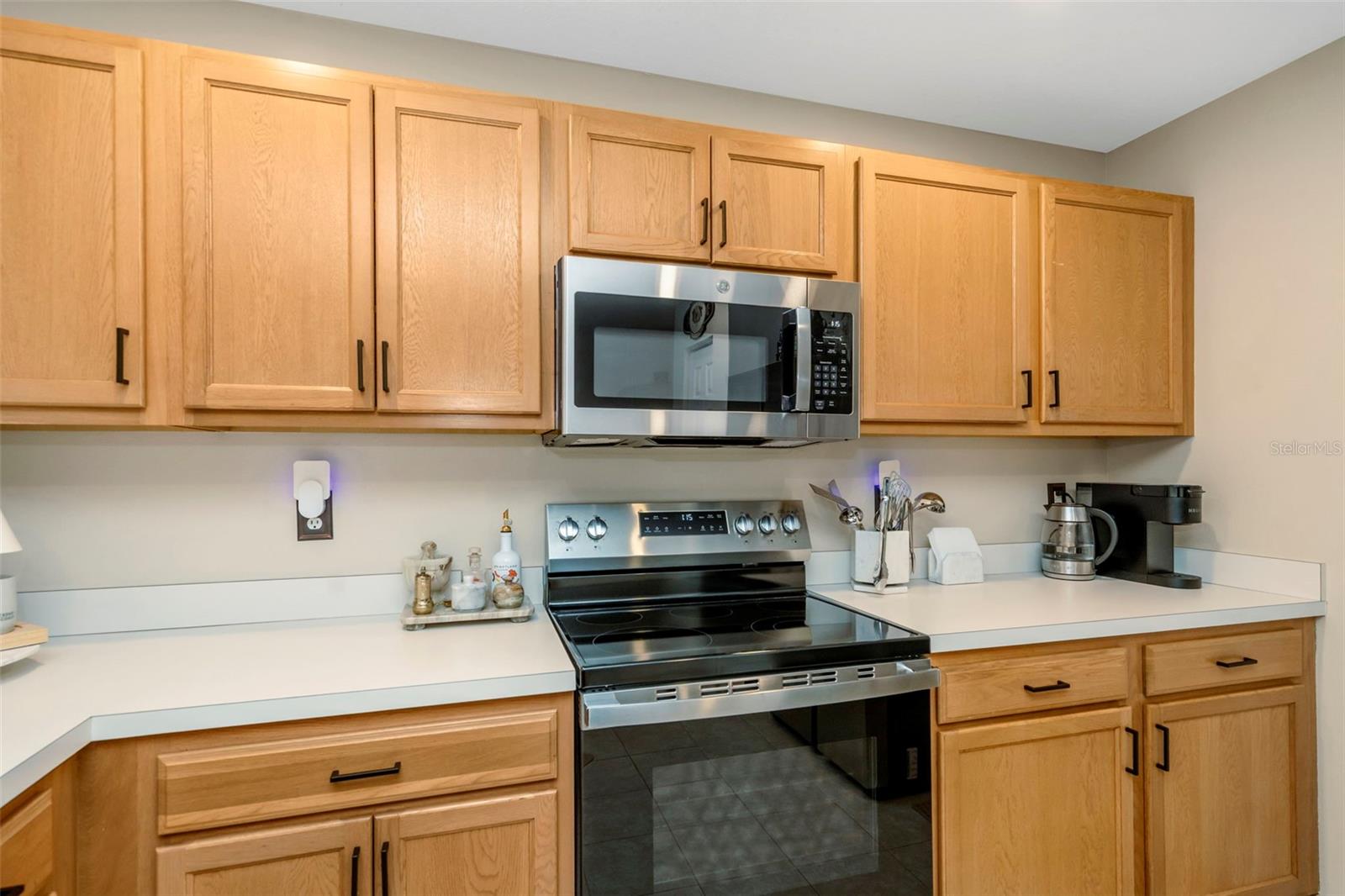 WEDGEWOOD TWNHMS - Residential Lease
