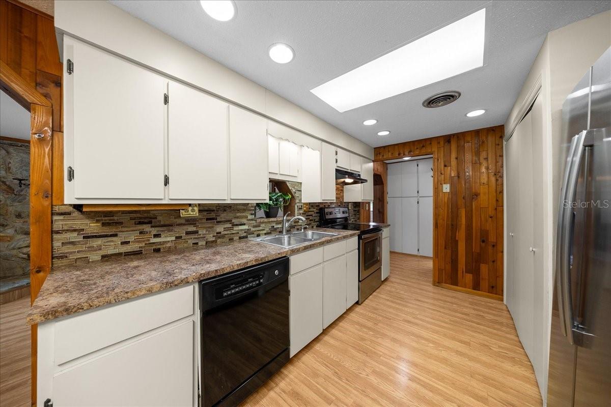 UNR - Residential