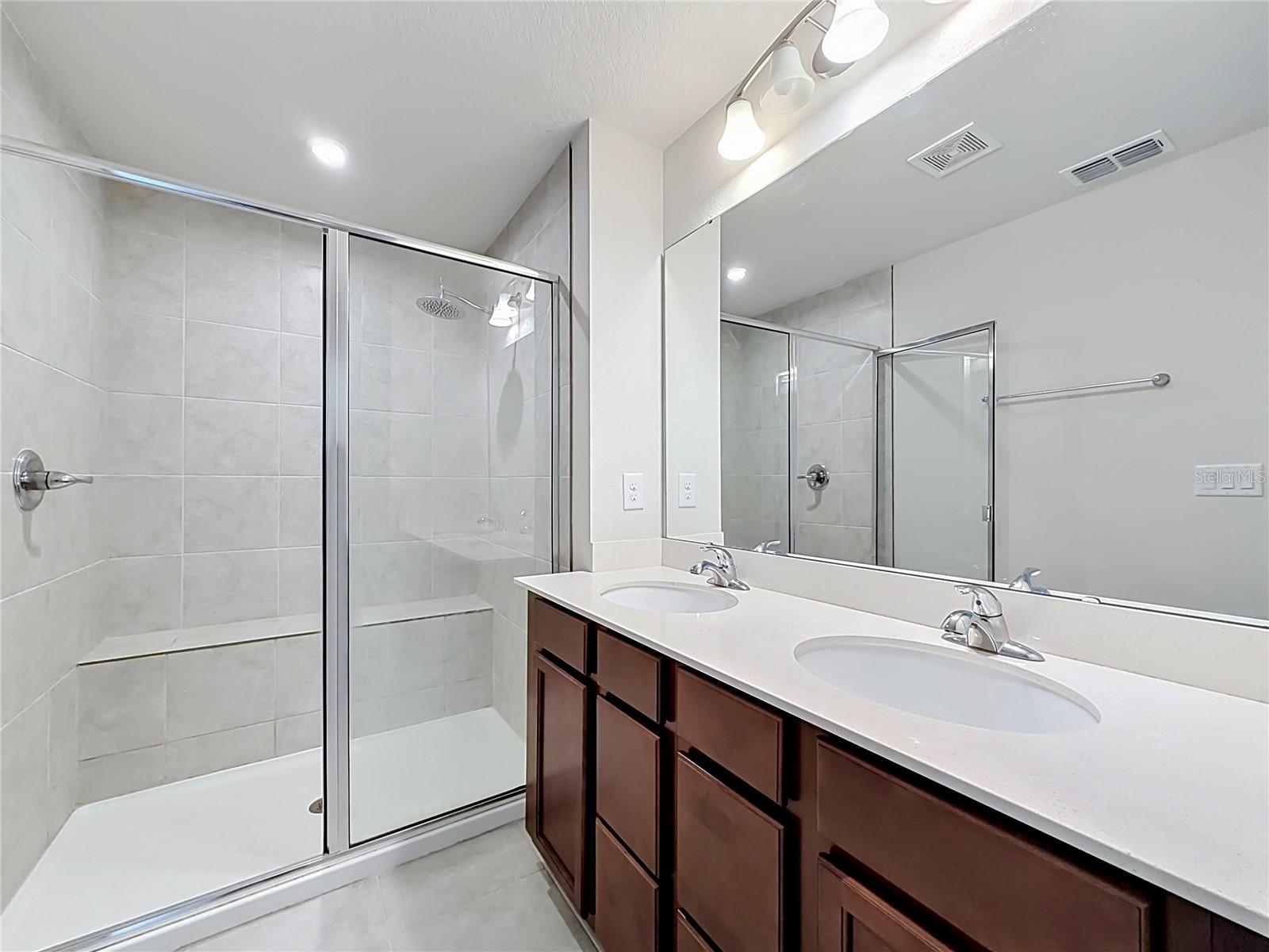 HAMILTON GARDENS PH 2A 2B - Residential