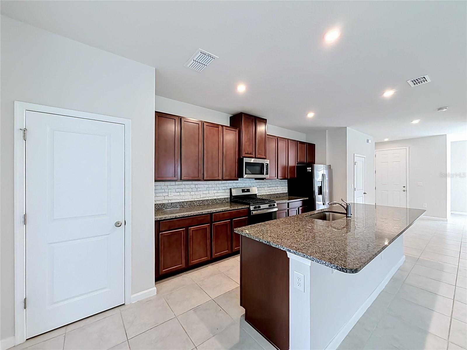 HAMILTON GARDENS PH 2A 2B - Residential