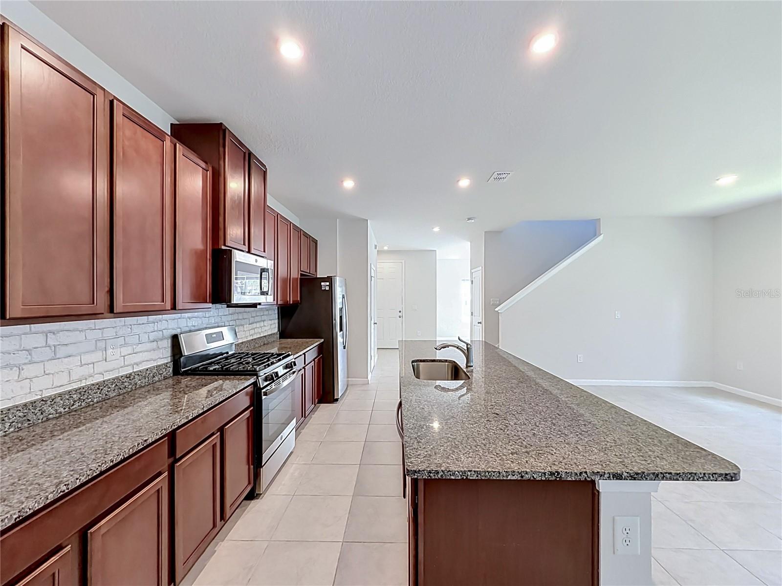 HAMILTON GARDENS PH 2A 2B - Residential