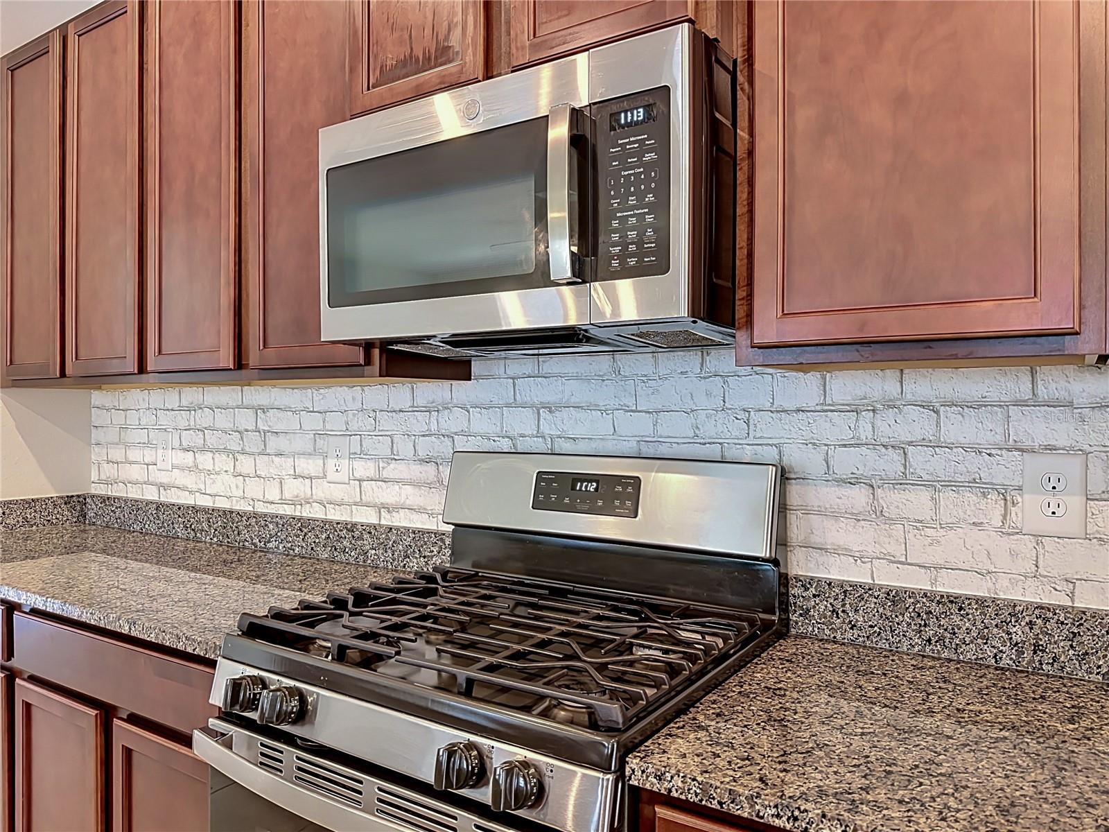 HAMILTON GARDENS PH 2A 2B - Residential