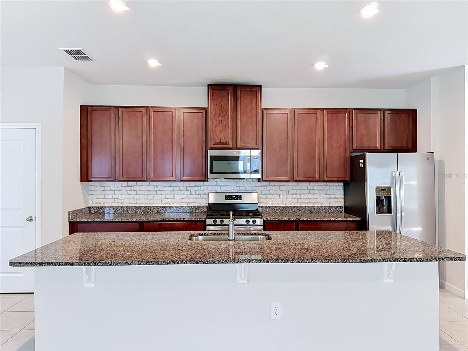 HAMILTON GARDENS PH 2A 2B - Residential