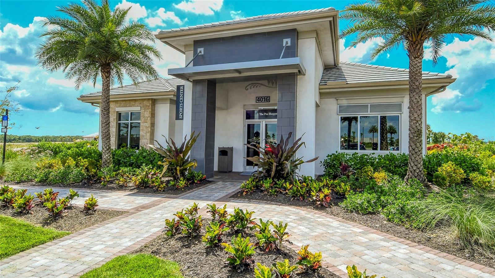 AZARIO ESPLANADE PH V - Residential