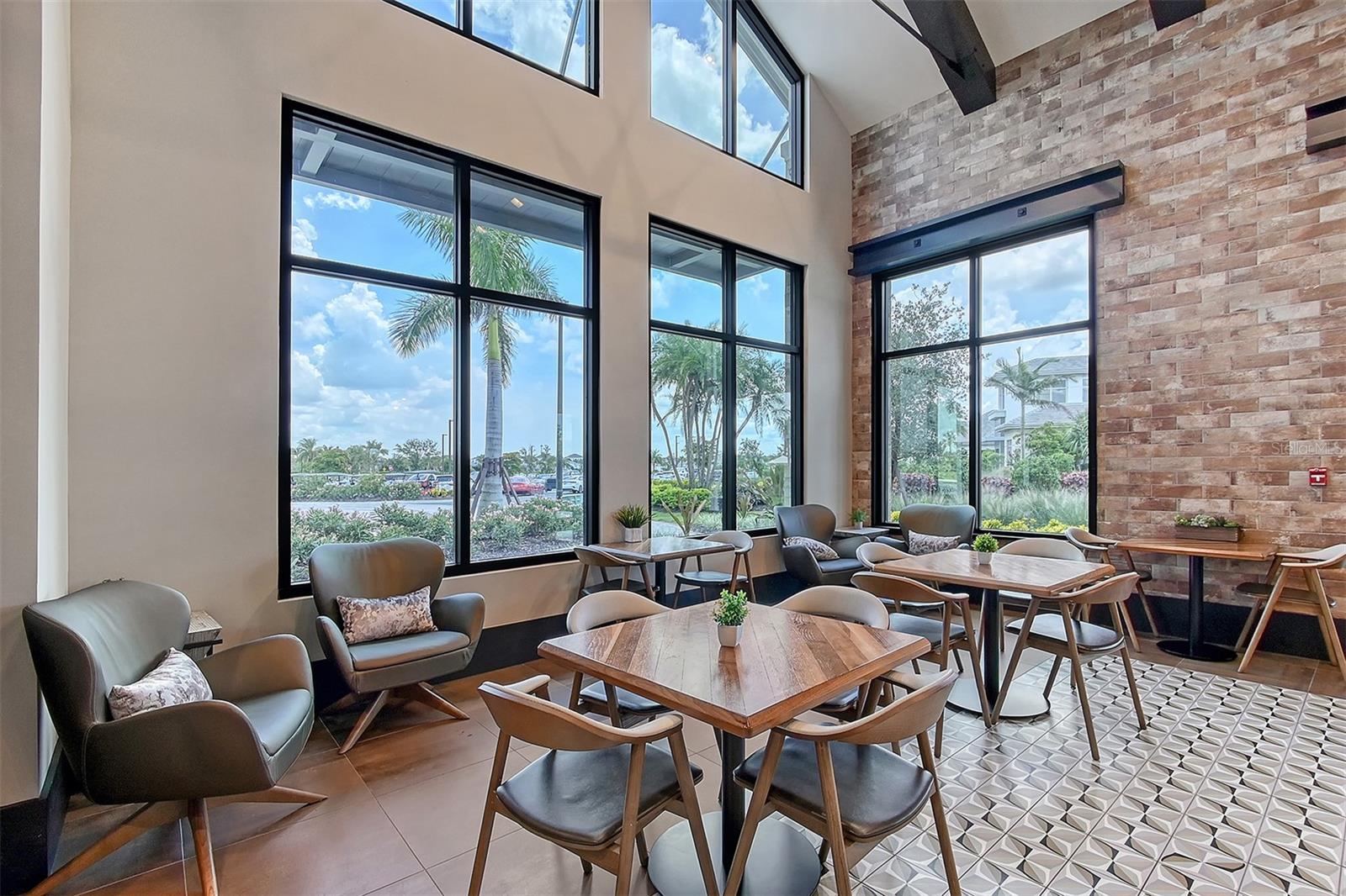 AZARIO ESPLANADE PH V - Residential
