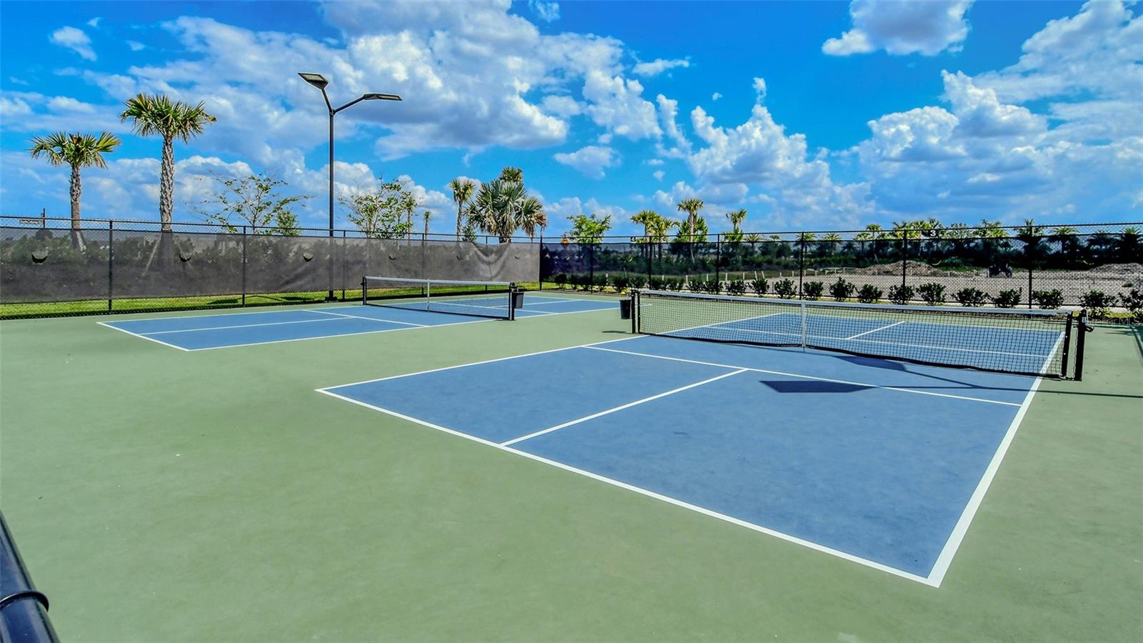 AZARIO ESPLANADE PH V - Residential