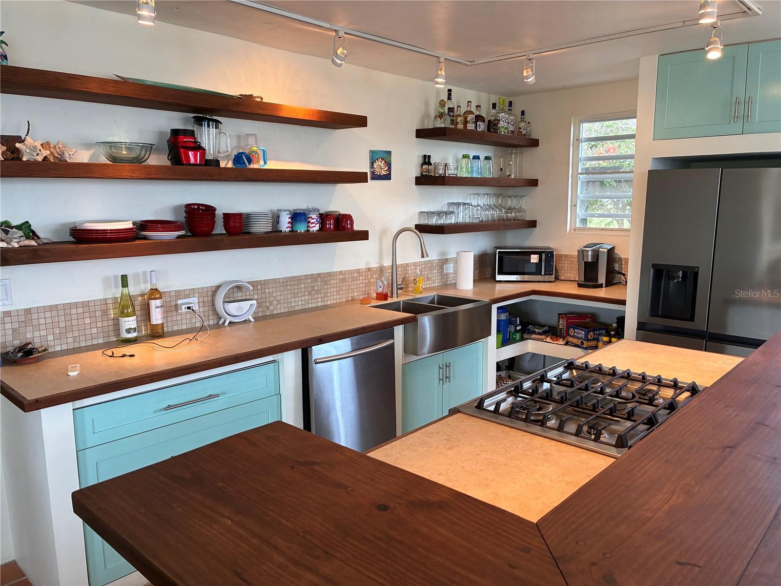 BRAVOS DE BOSTON - Residential