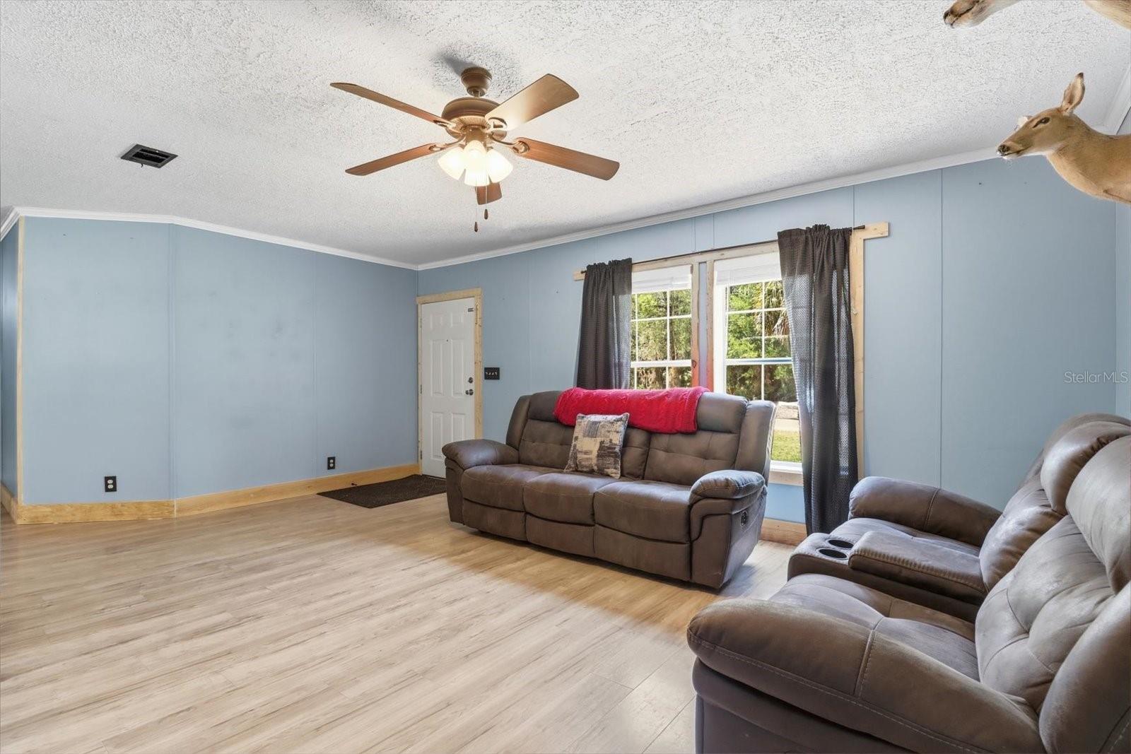 CRYSTAL MANOR UNIT 01 - Residential