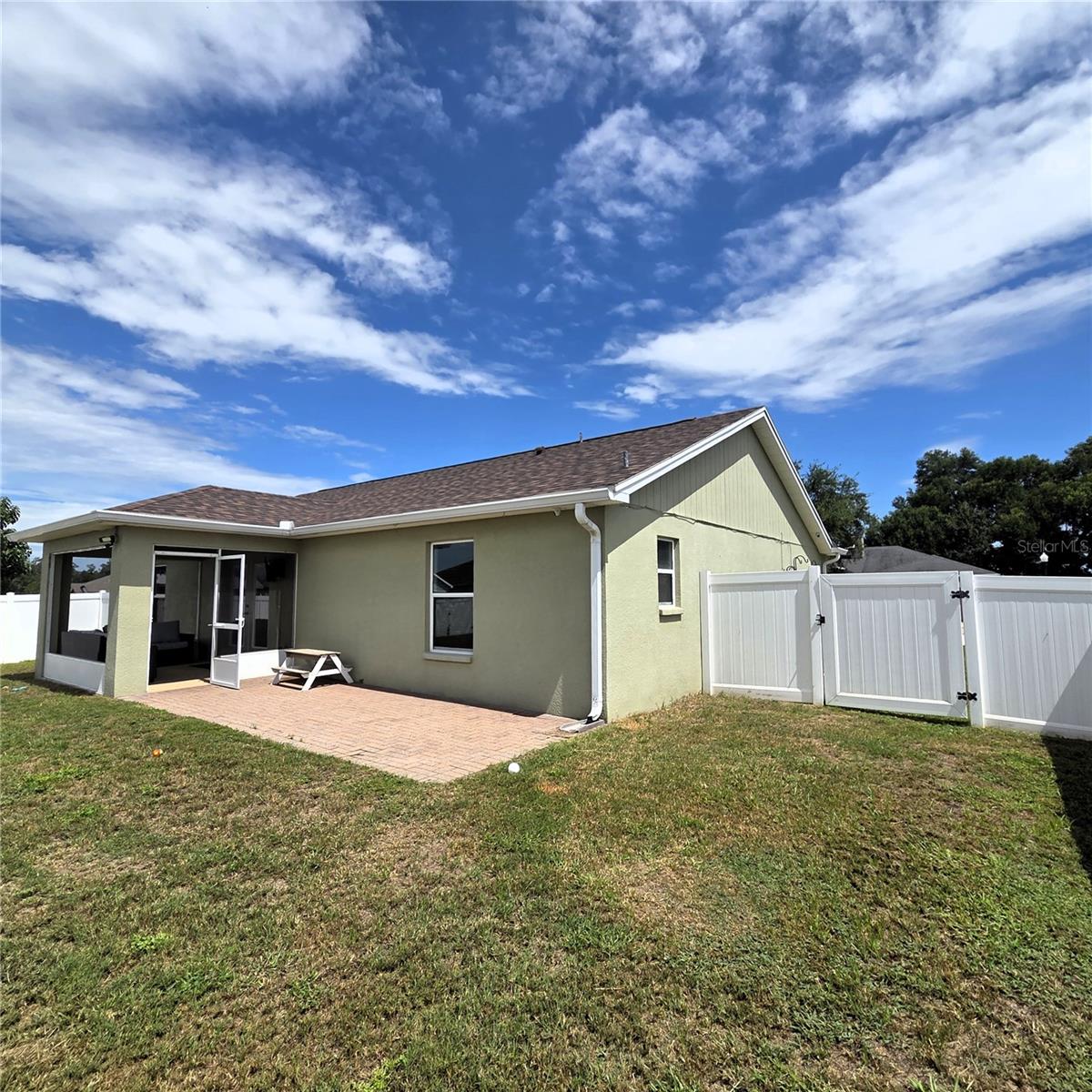 WIND MEADOWS - Residential