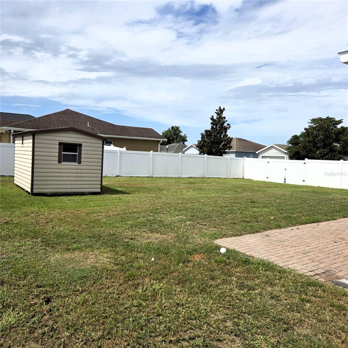 WIND MEADOWS - Residential