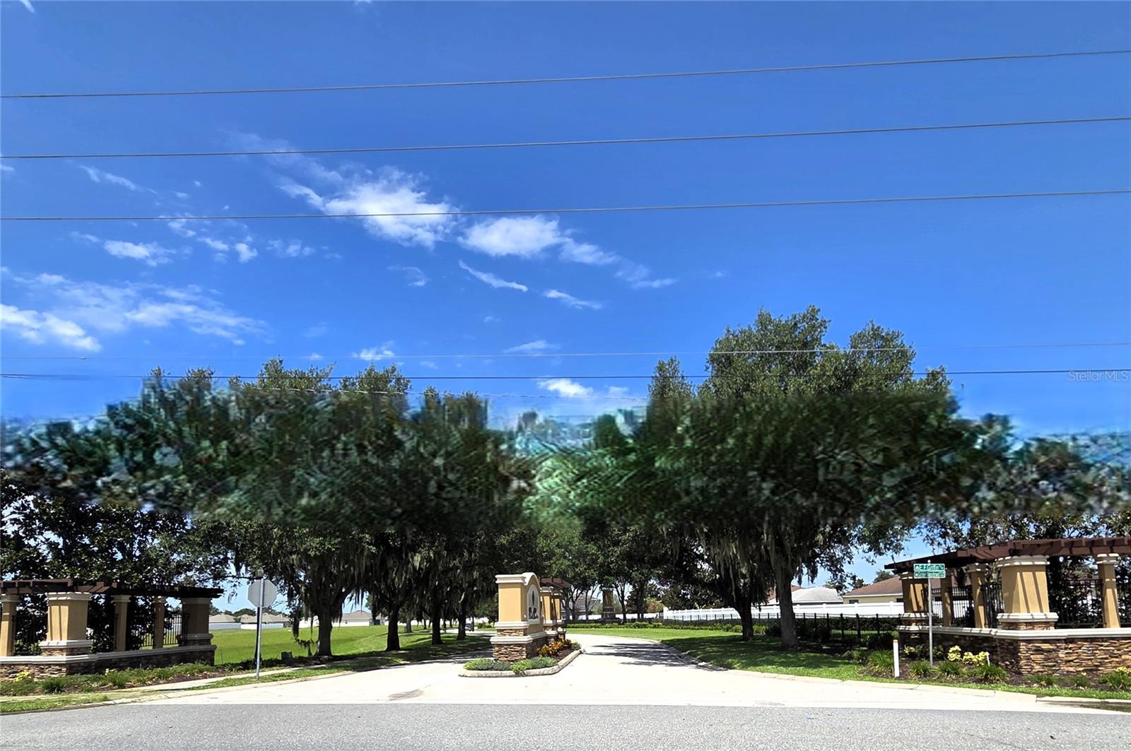 WIND MEADOWS - Residential