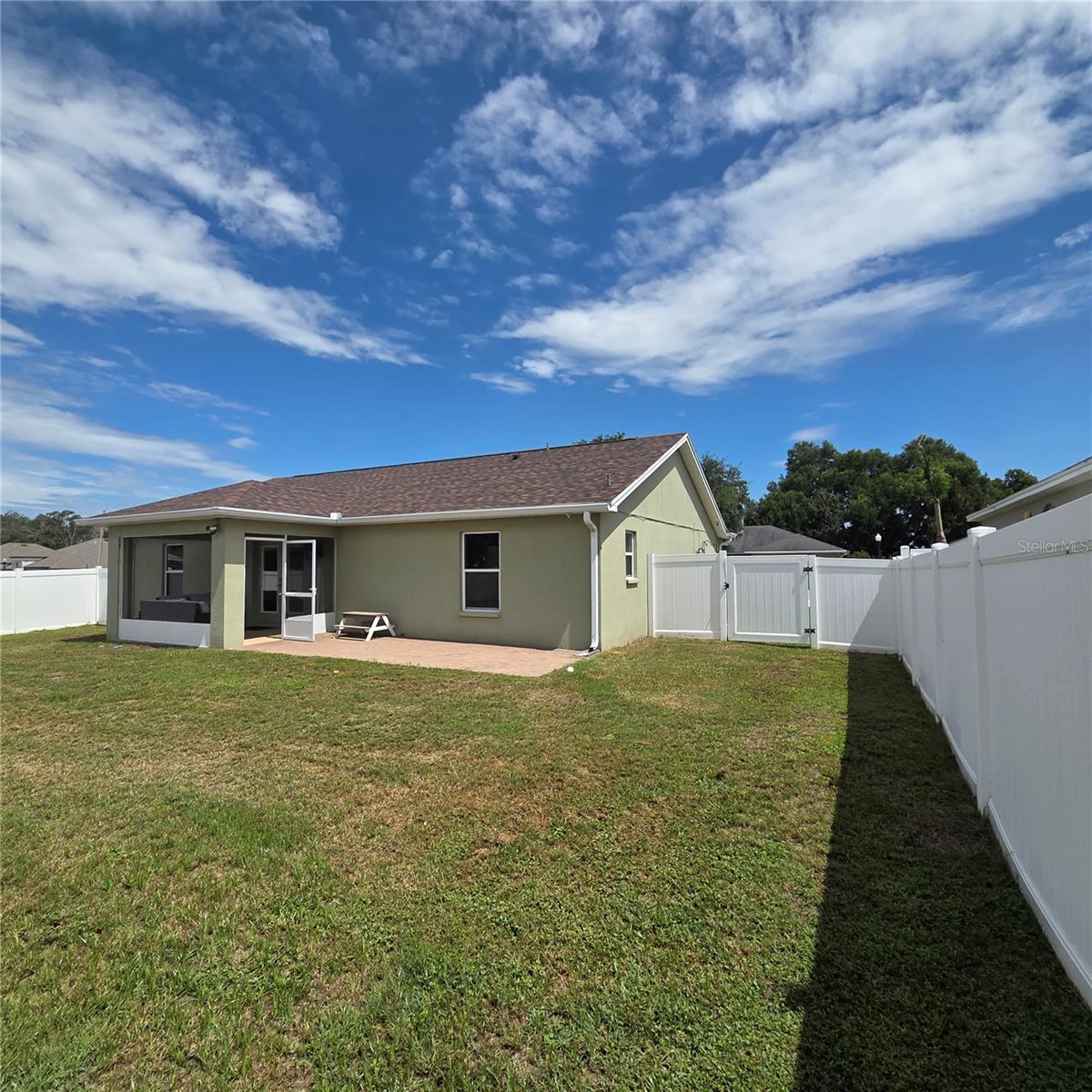 WIND MEADOWS - Residential