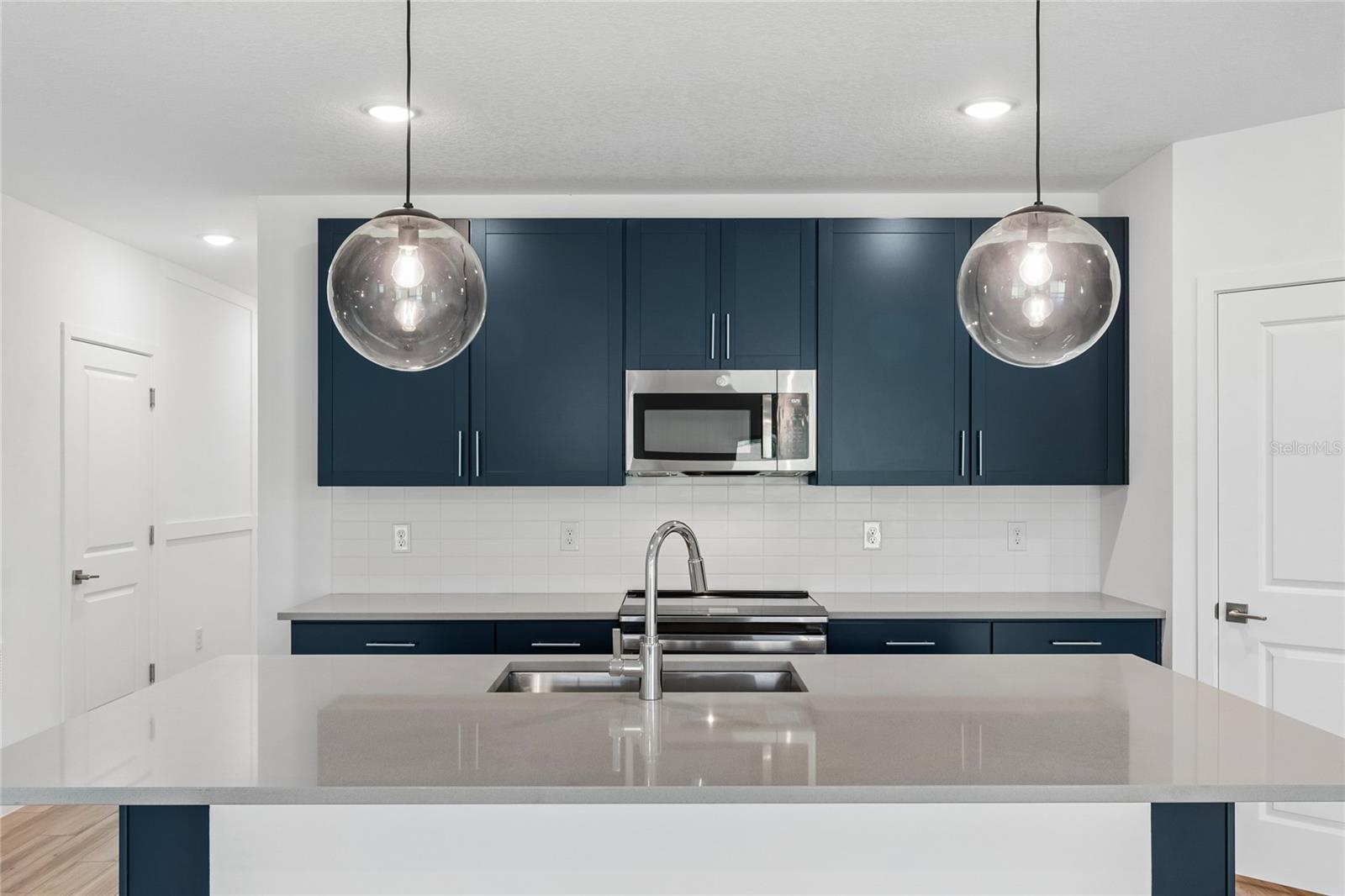 ASPIRE AT GLEN AIRE - Residential