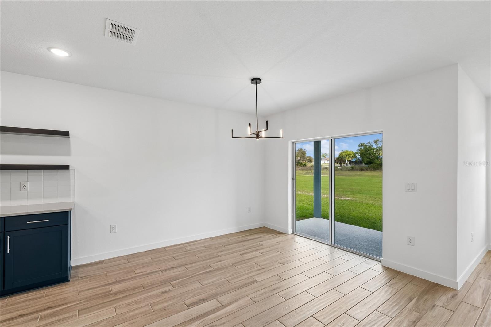 ASPIRE AT GLEN AIRE - Residential