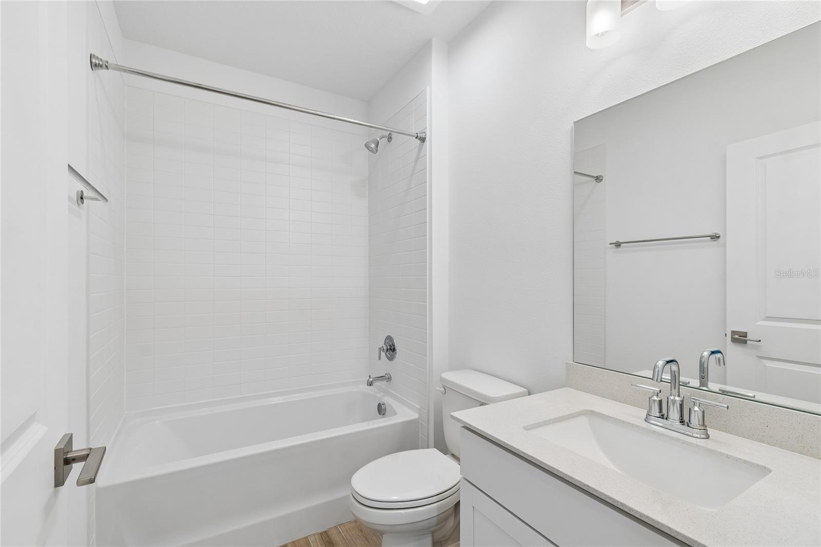 ASPIRE AT GLEN AIRE - Residential