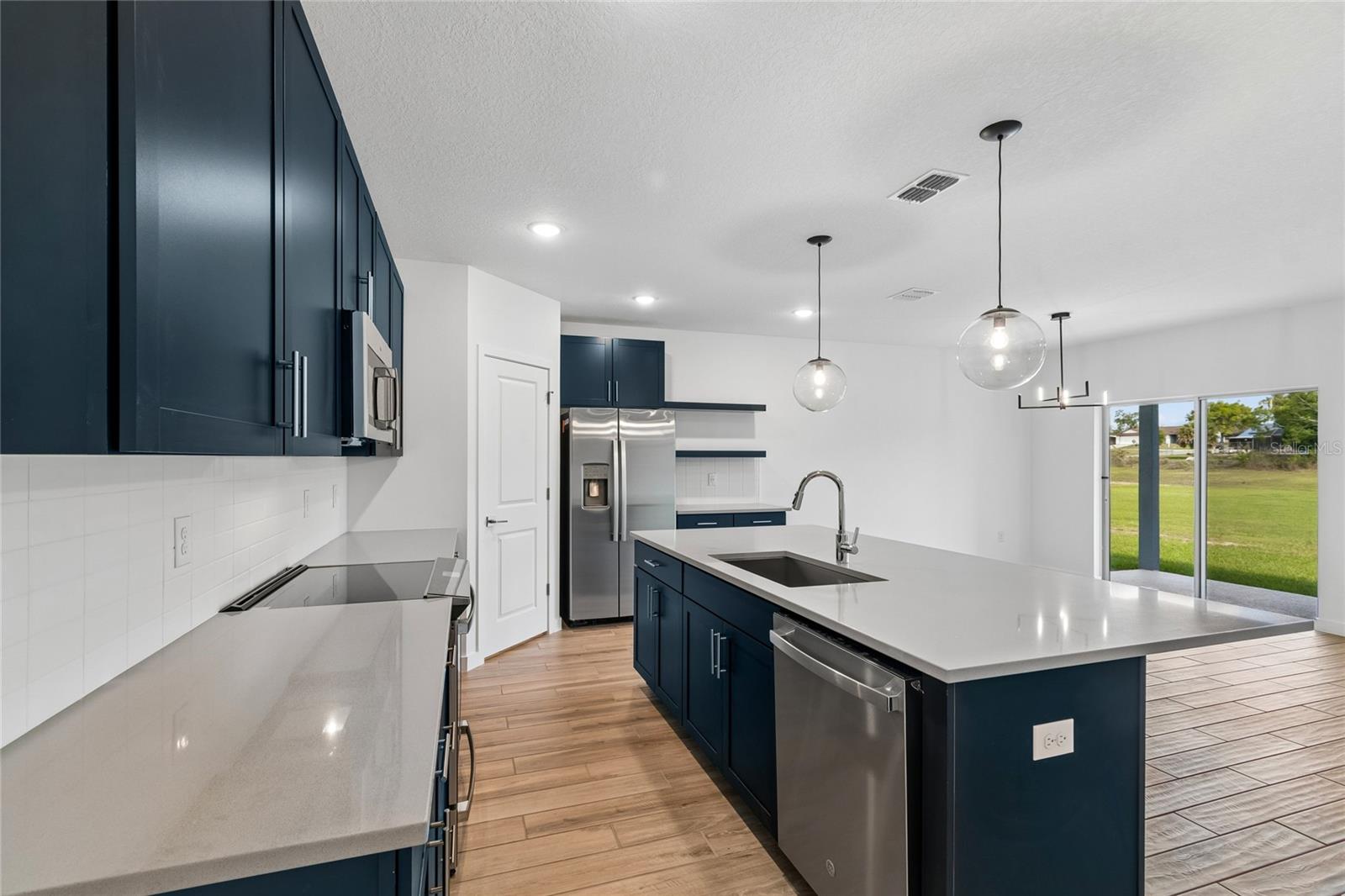 ASPIRE AT GLEN AIRE - Residential