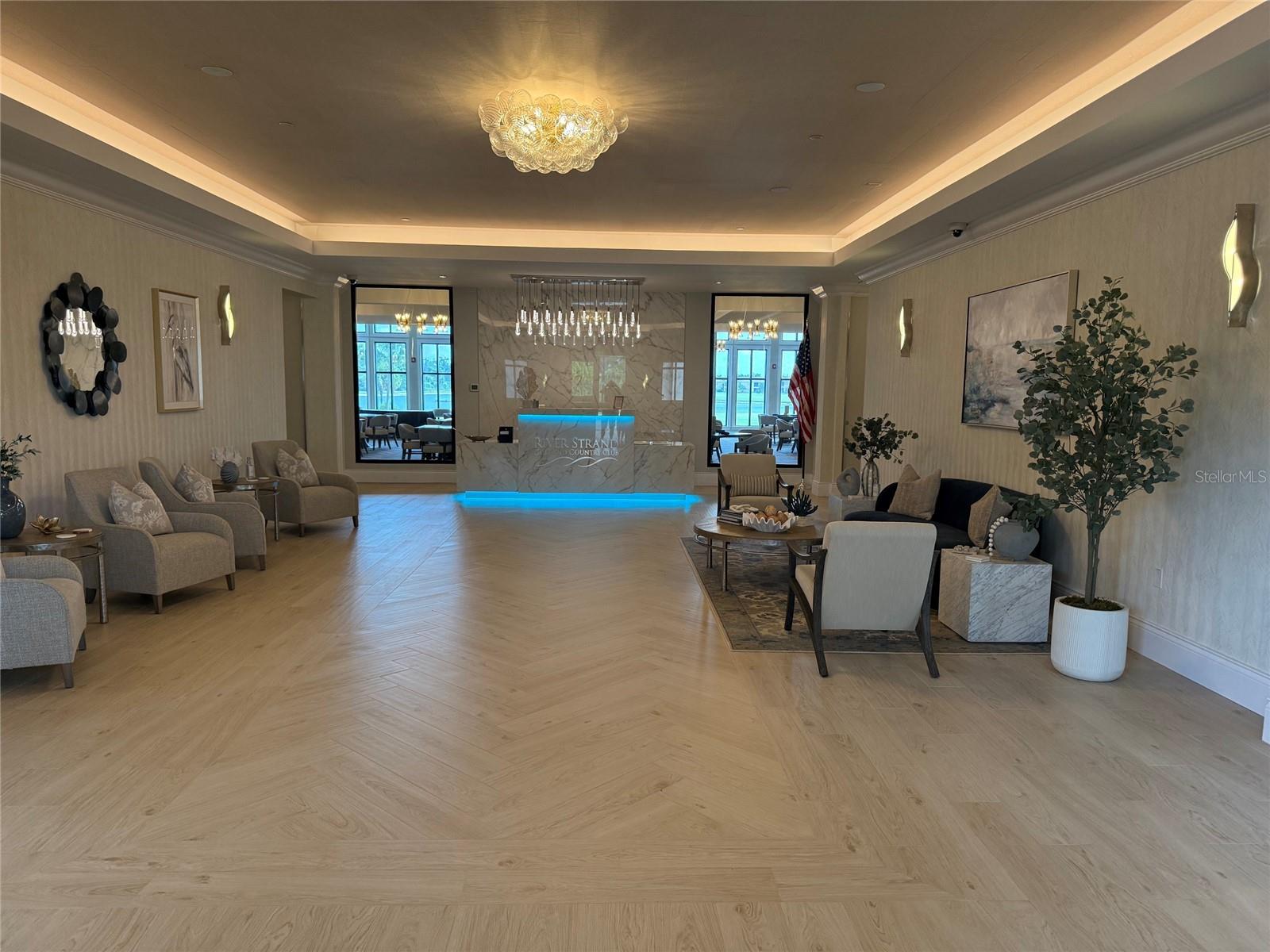 RIVER STRAND GOLF & COUNTRY CLUB - Residential