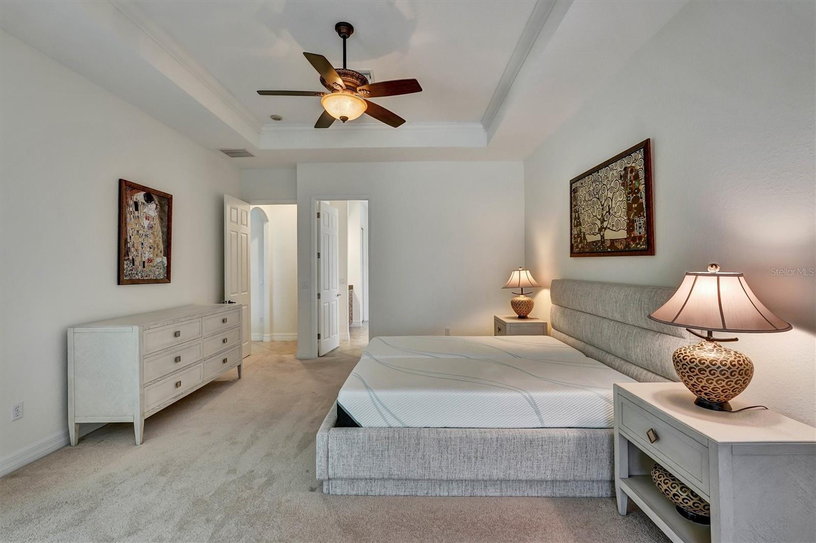 RIVER STRAND GOLF & COUNTRY CLUB - Residential