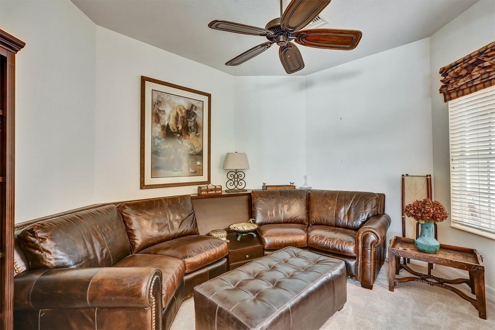 RIVER STRAND GOLF & COUNTRY CLUB - Residential