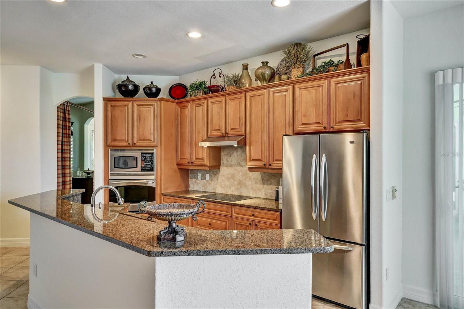 RIVER STRAND GOLF & COUNTRY CLUB - Residential