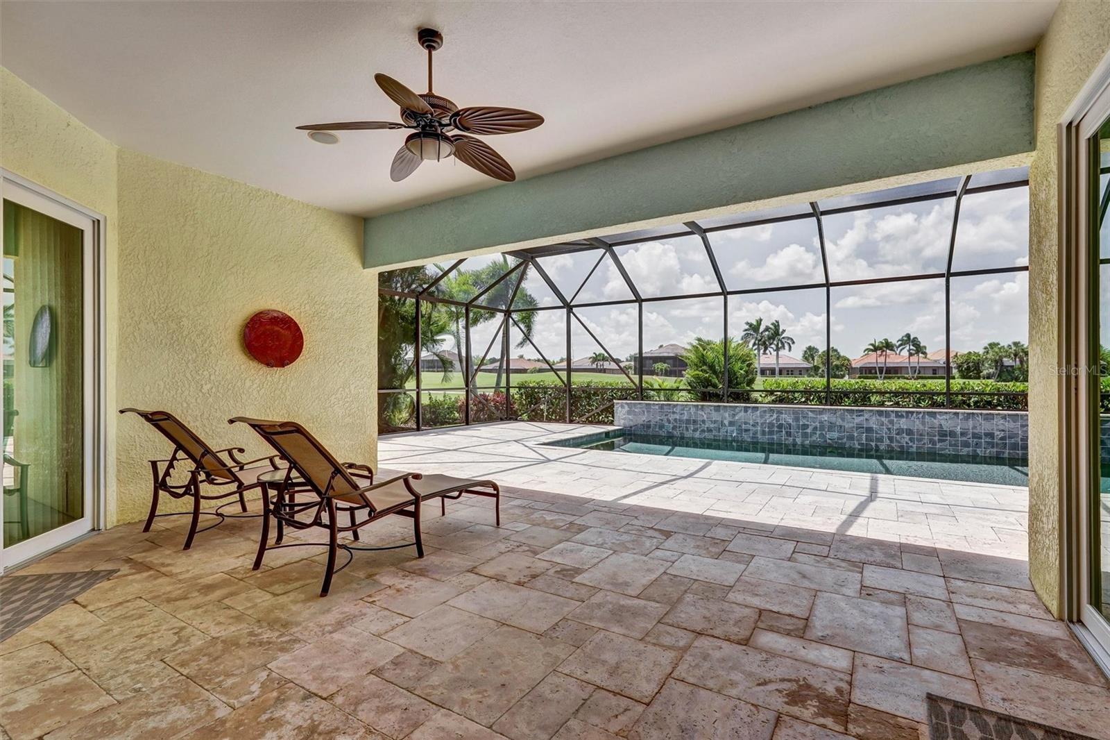 RIVER STRAND GOLF & COUNTRY CLUB - Residential