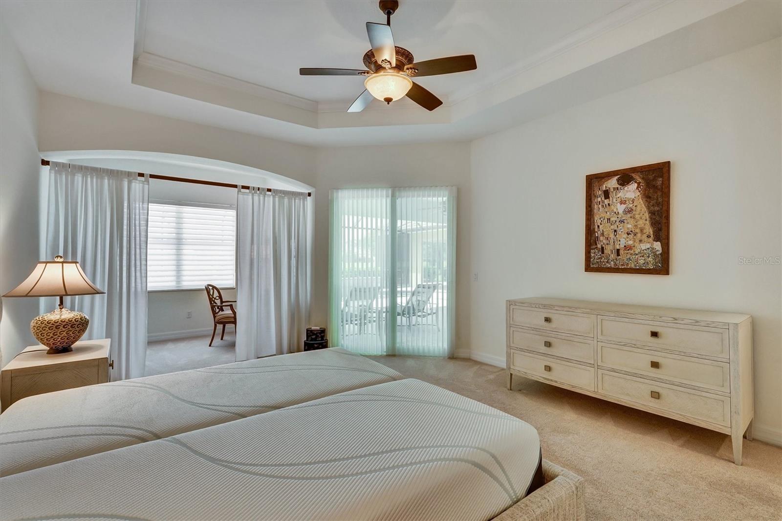 RIVER STRAND GOLF & COUNTRY CLUB - Residential
