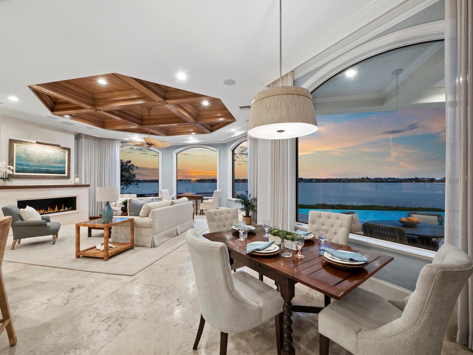 HIDDEN HARBOR - Residential