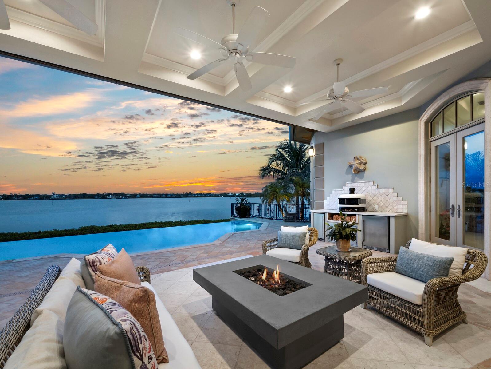 HIDDEN HARBOR - Residential