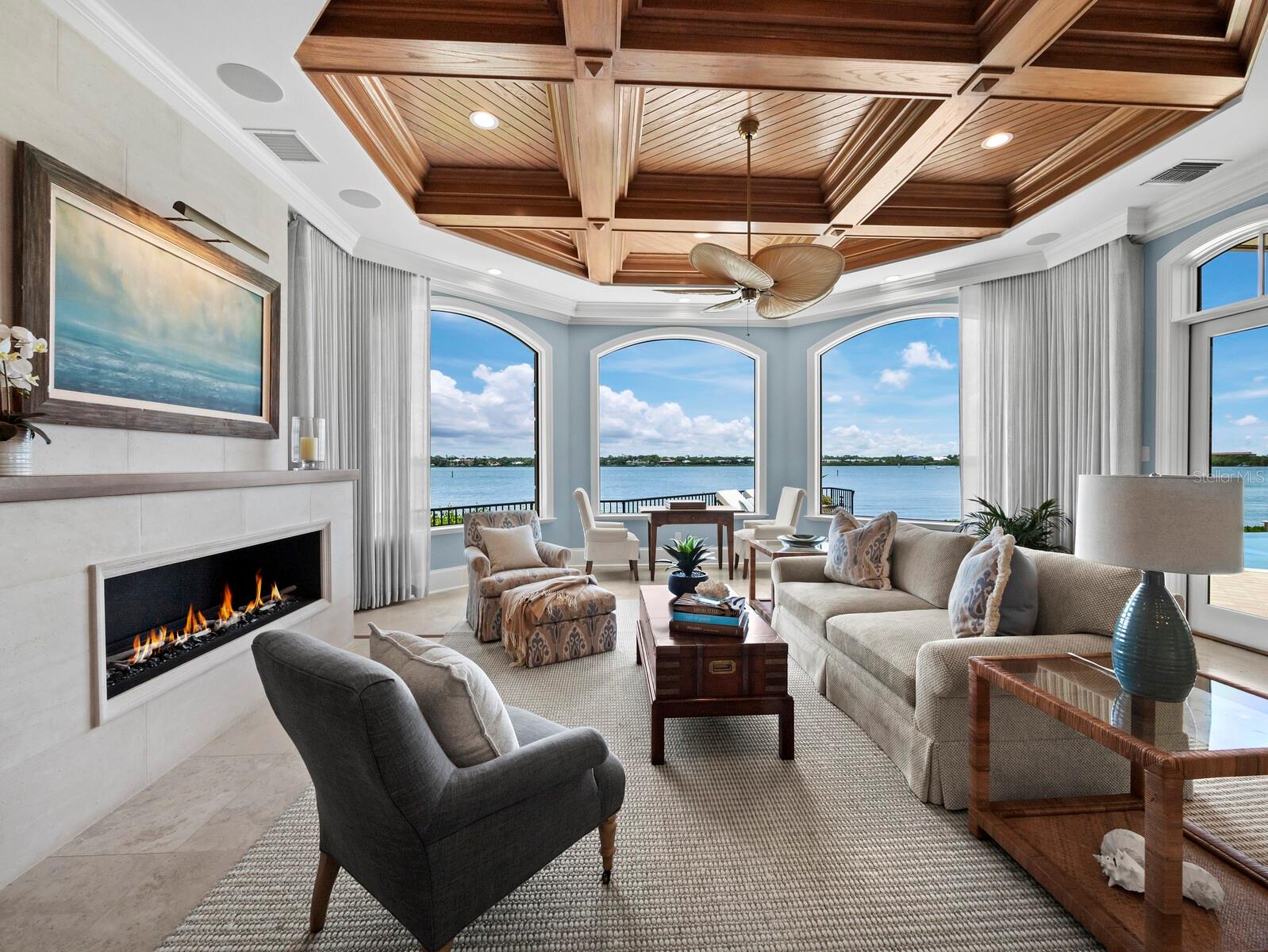 HIDDEN HARBOR - Residential