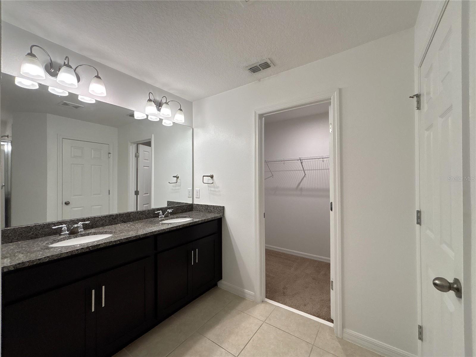 RANDALL WALK - Residential Lease