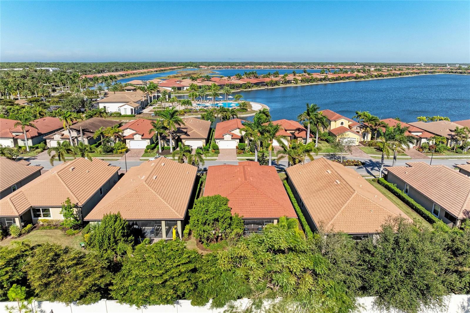 TOSCANA ISLES - Residential