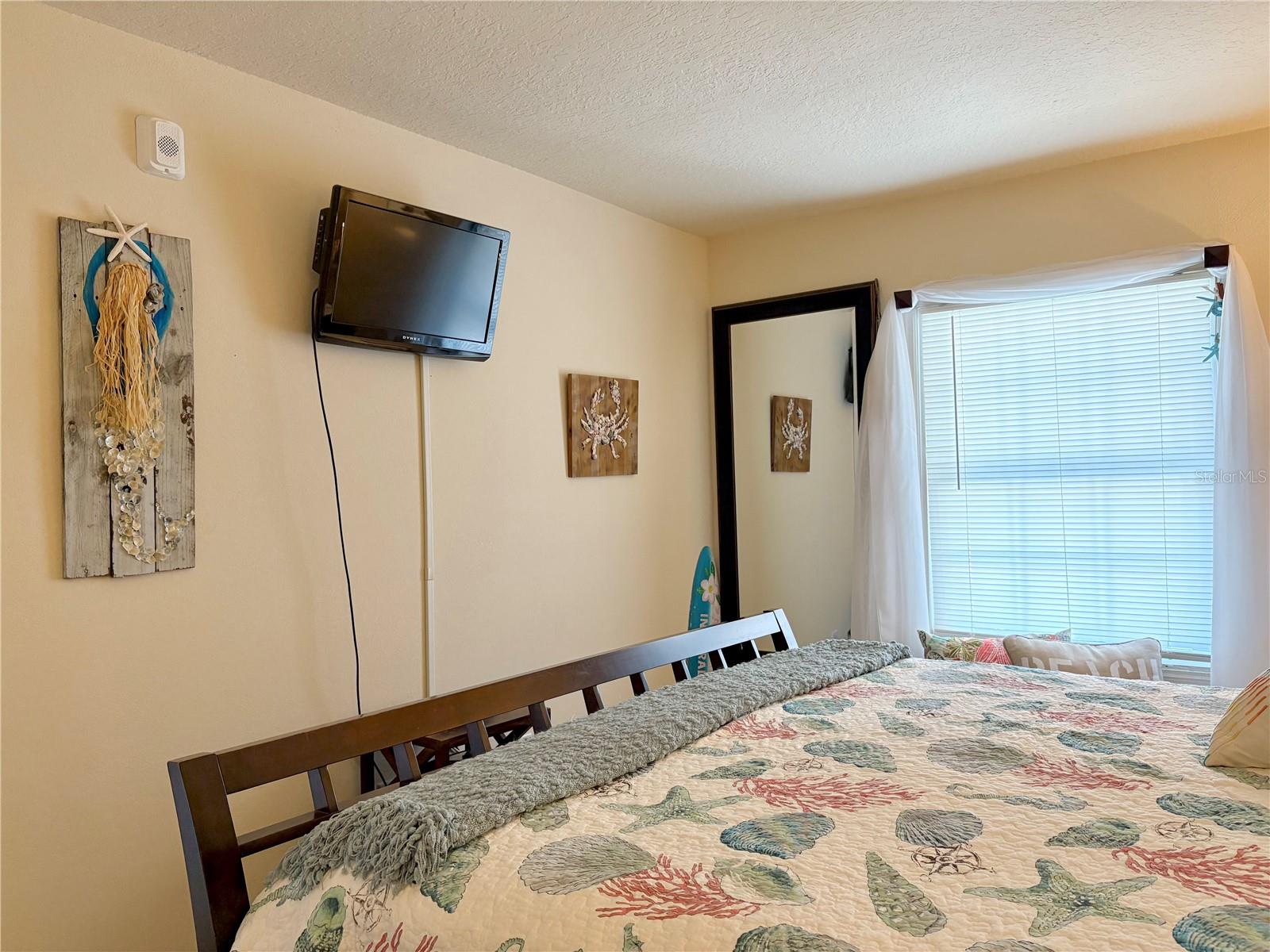 WATERSIDE AT COQUINA KEY SOUTH - Residential Lease