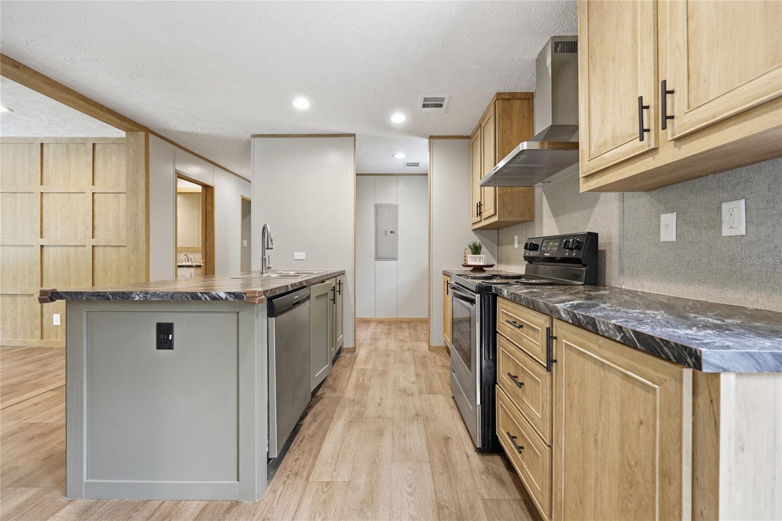 OAK MEADOWS - Residential