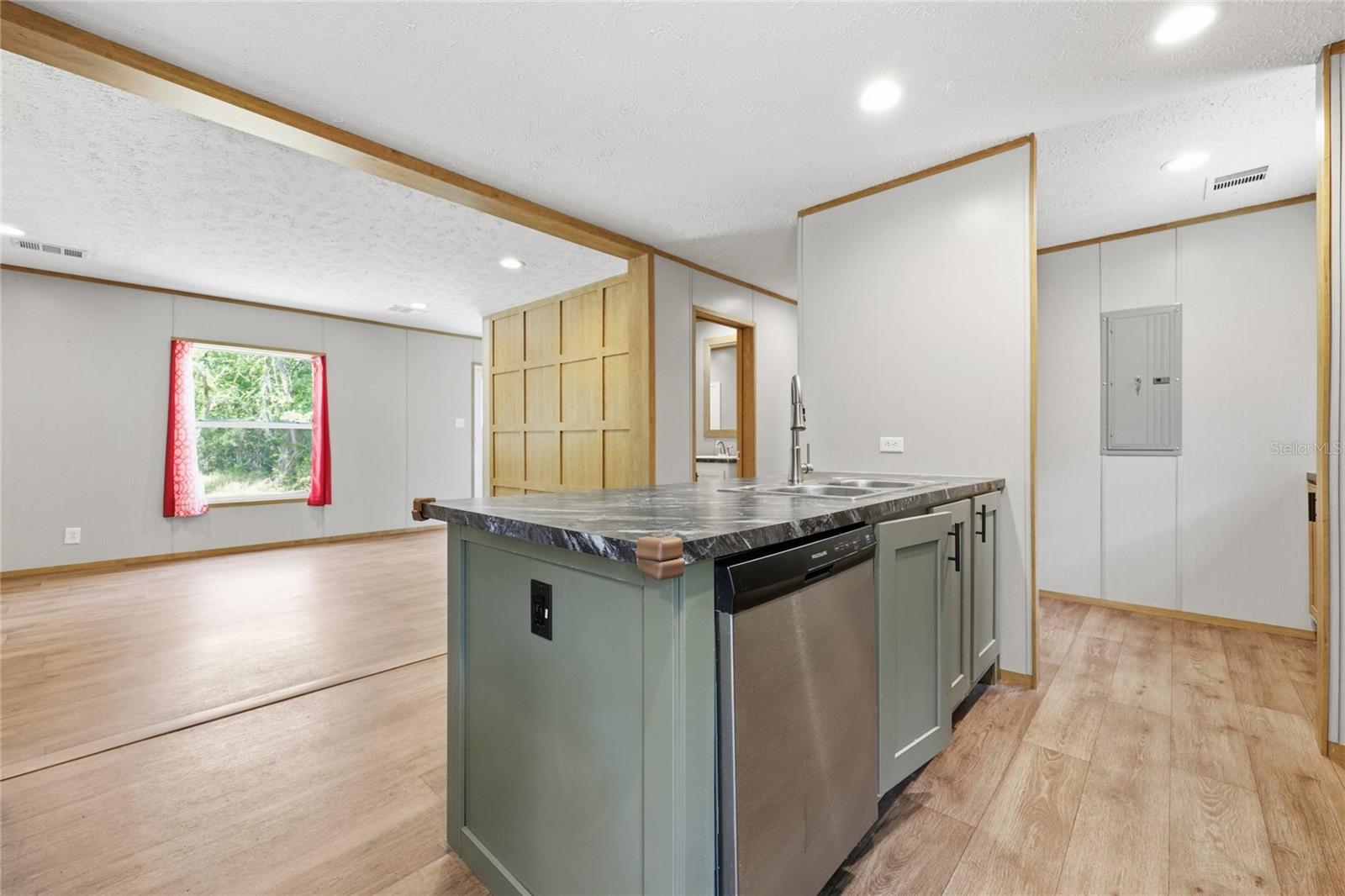 OAK MEADOWS - Residential
