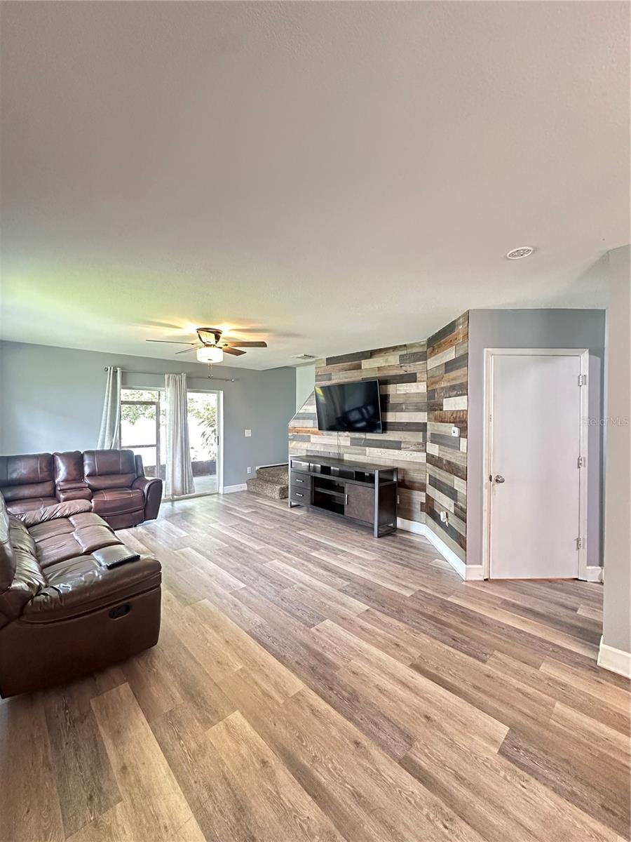 PROVIDENCE TWNHMS PH 3 - Residential Lease