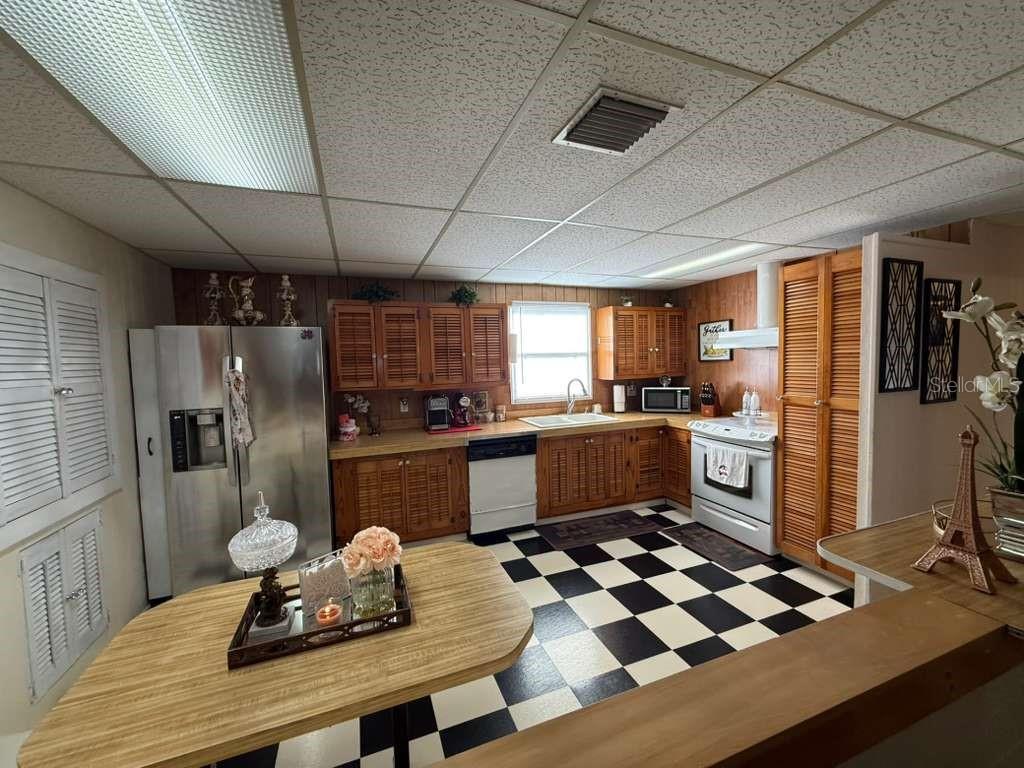CLAIR MEL CITY UNIT 4 - Residential