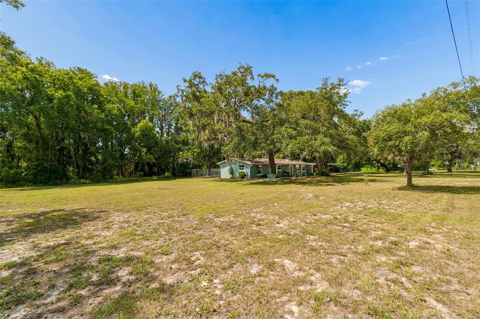 GOLDEN ACRES - Residential