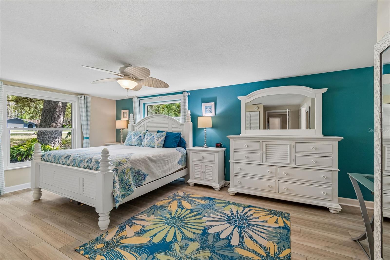 GOLDEN ACRES - Residential