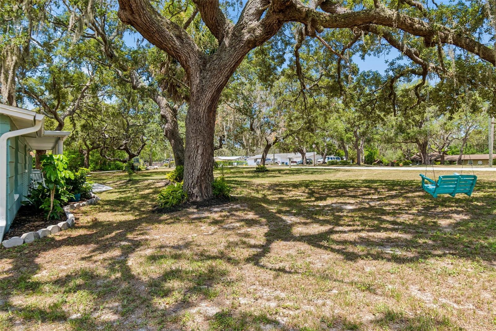 GOLDEN ACRES - Residential