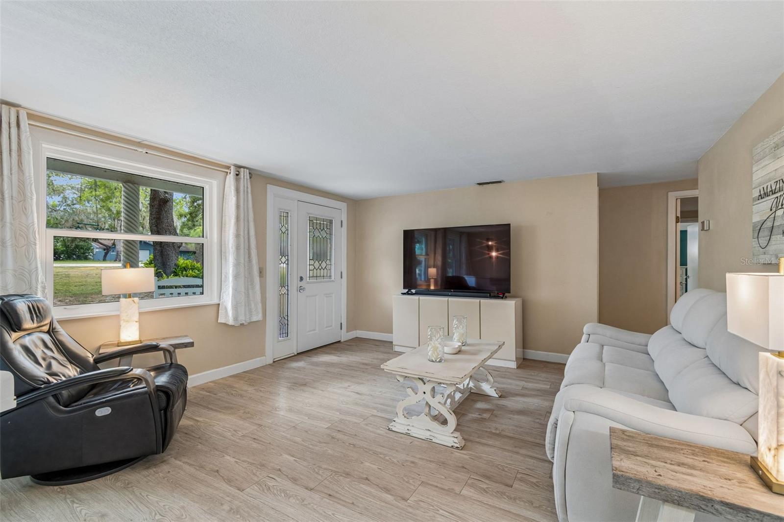 GOLDEN ACRES - Residential